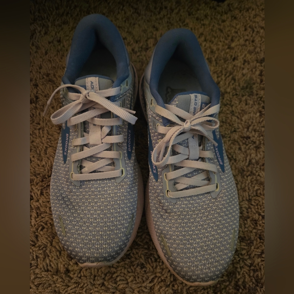 Size 8.5 - Brooks Adrenaline GTS 22 Purple Dutch Blue Running Shoes EUC